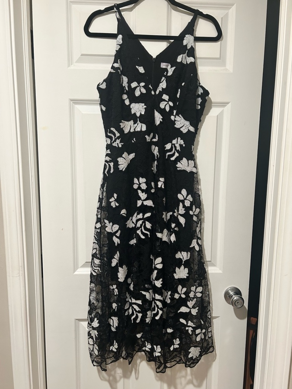 Dress the Population Audrey Black & White Lace Overlay Midi Cocktail Dress - Picture 2 of 16